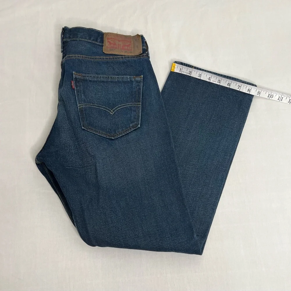 Levis Jeans Mens 34x30 Blue 501 Straight Button Fly Dark Wash Denim